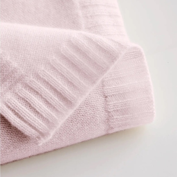 Mongolian Cashmere Luxe Knit Baby Blanket - Picture 2 of 3